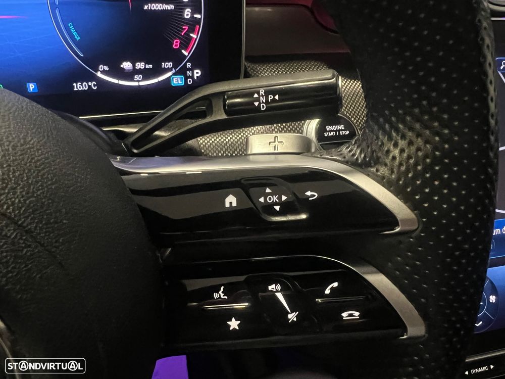 Mercedes-Benz C 300 e T 9G-TRONIC AMG Line - 12