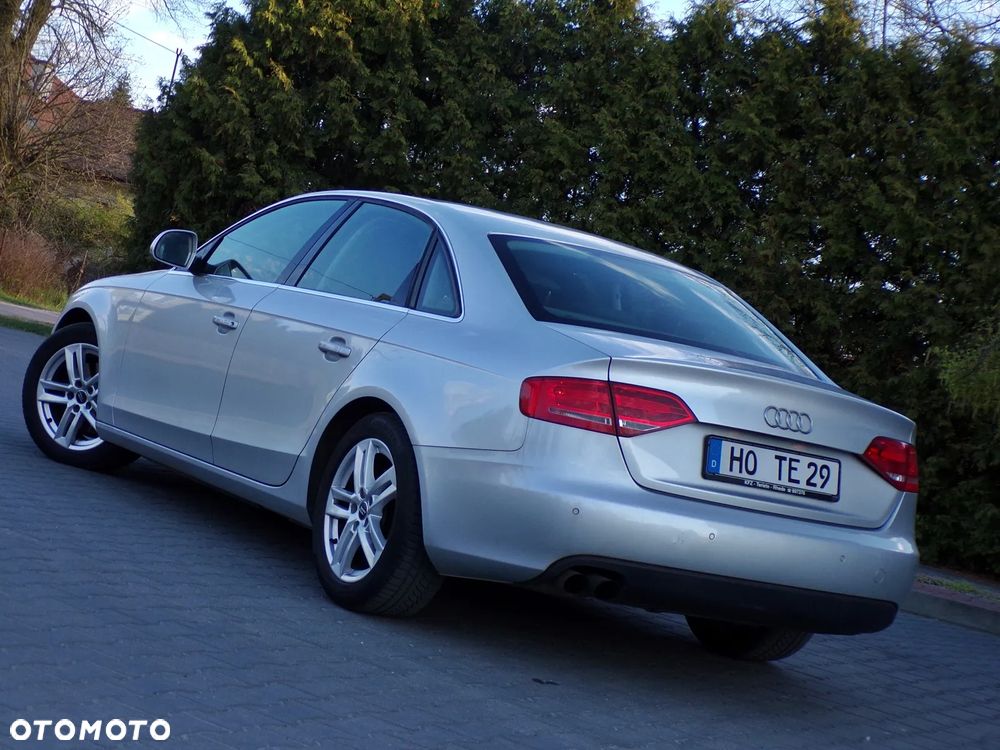 Audi A4 Avant 1.8 TFSI Attraction - 2