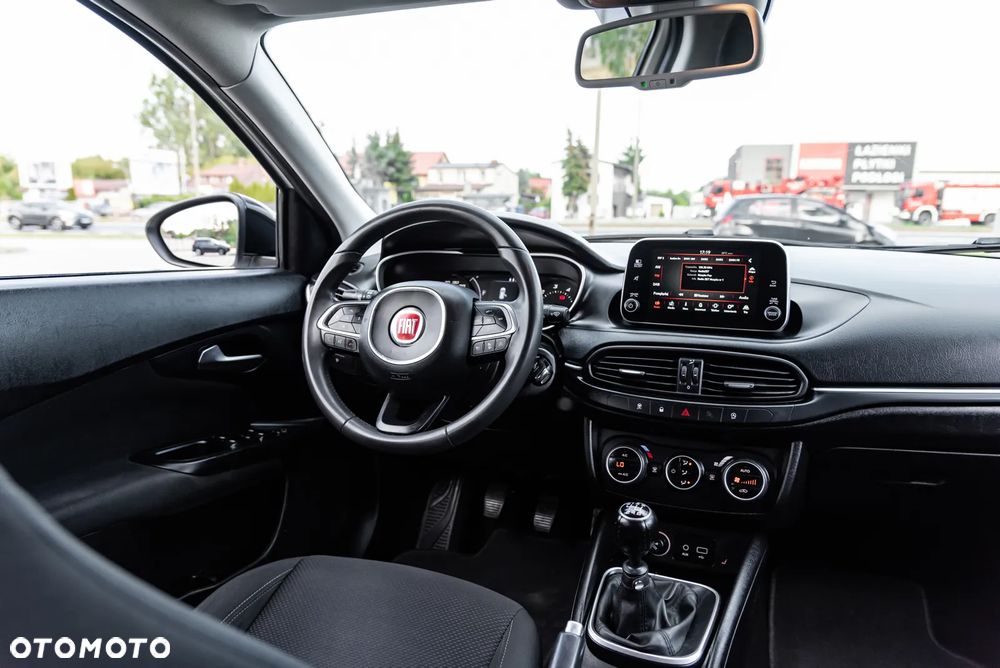 Fiat Tipo 1.4 T-Jet Business Line - 25