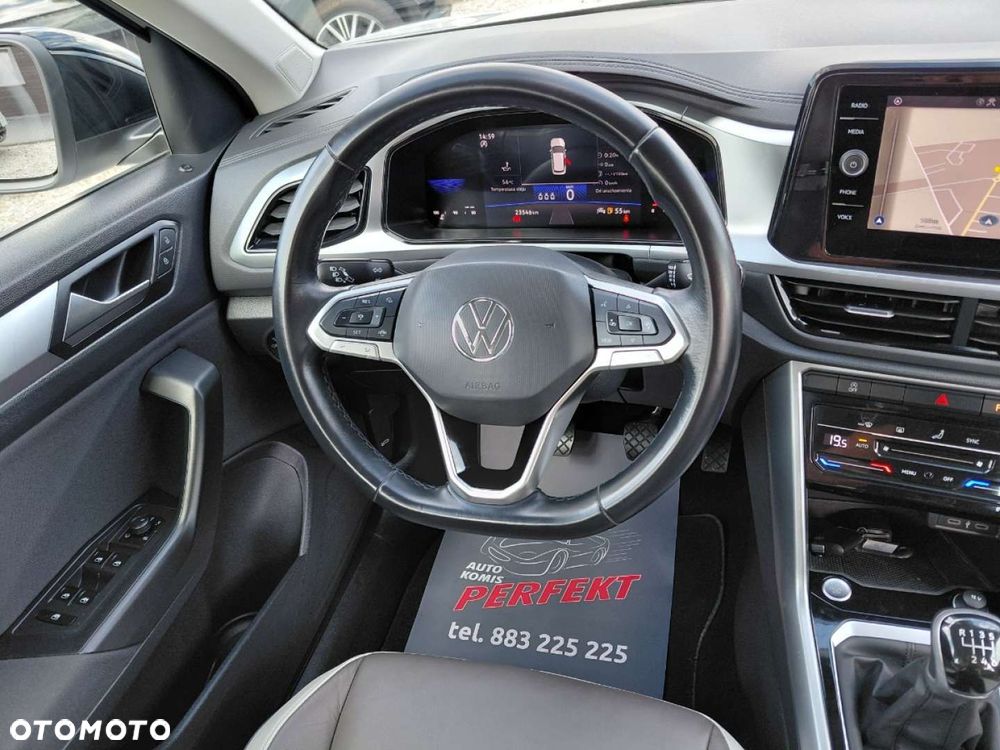 Volkswagen T-Roc - 20