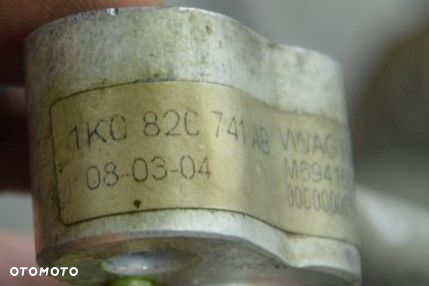 Audi A3 8P 2.0 FSI Rurka przewód klimatyzacji 1K0820741AB - 2
