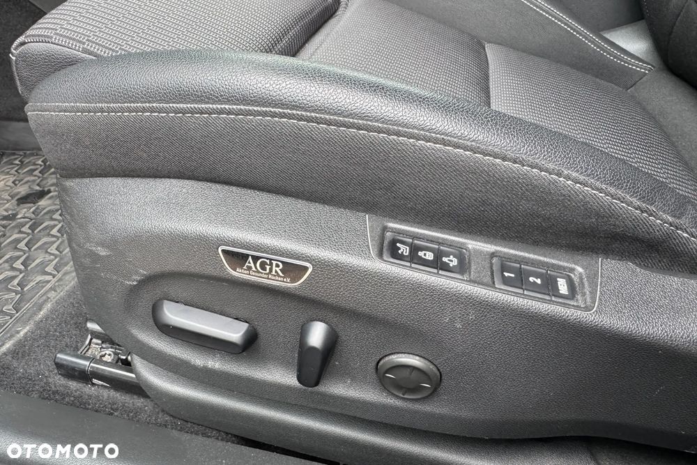Opel Insignia 2.0 T Elegance S&S - 10