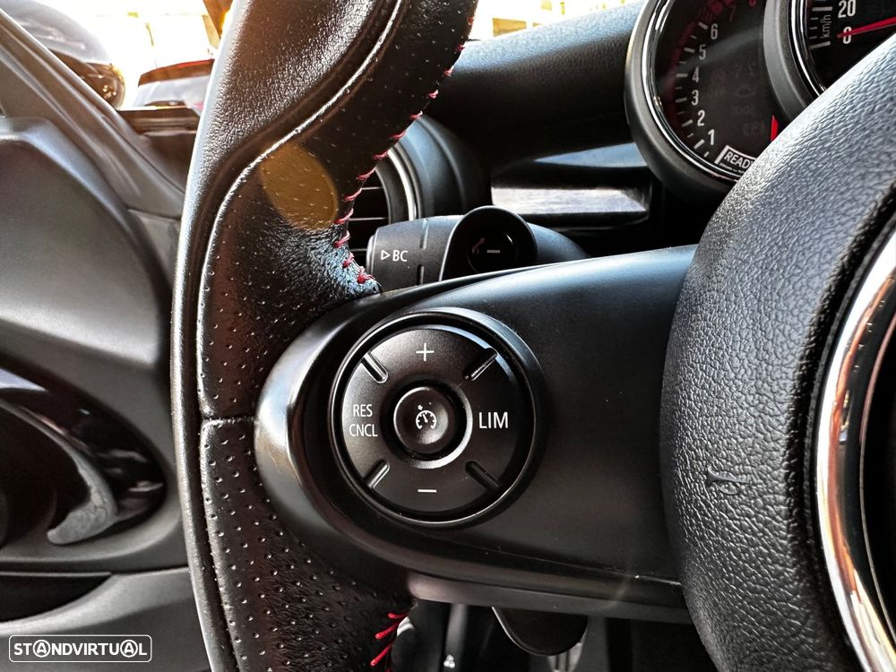 MINI 3 Portas John Cooper Works Auto Desportiva - 35