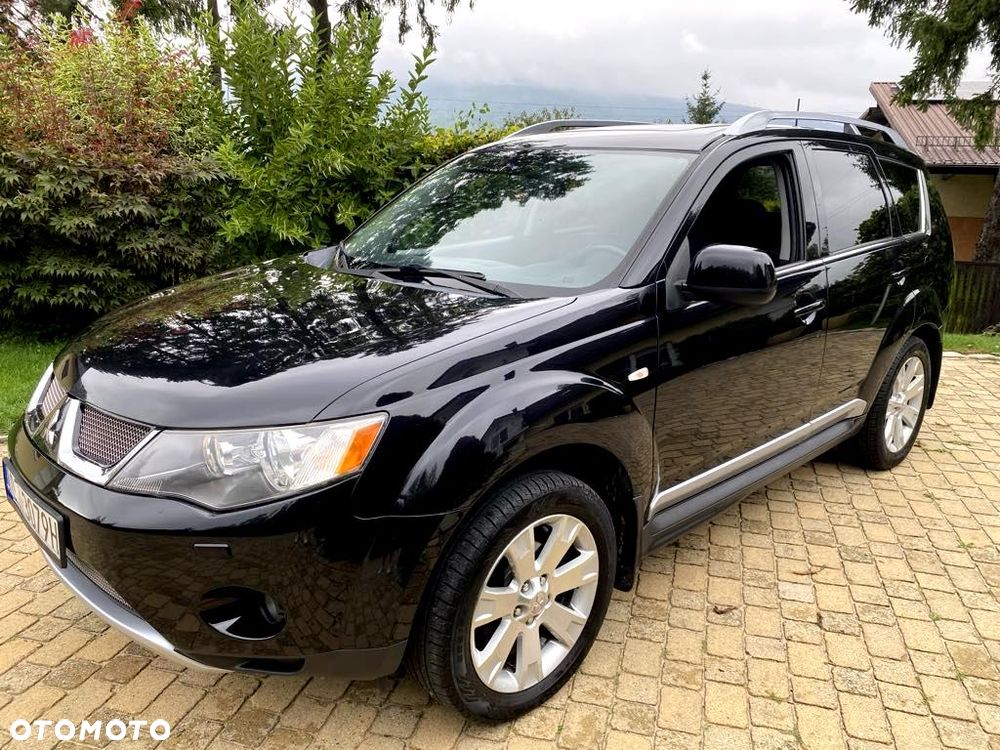 Mitsubishi Outlander 2.0 DID Instyle NAVI - 12