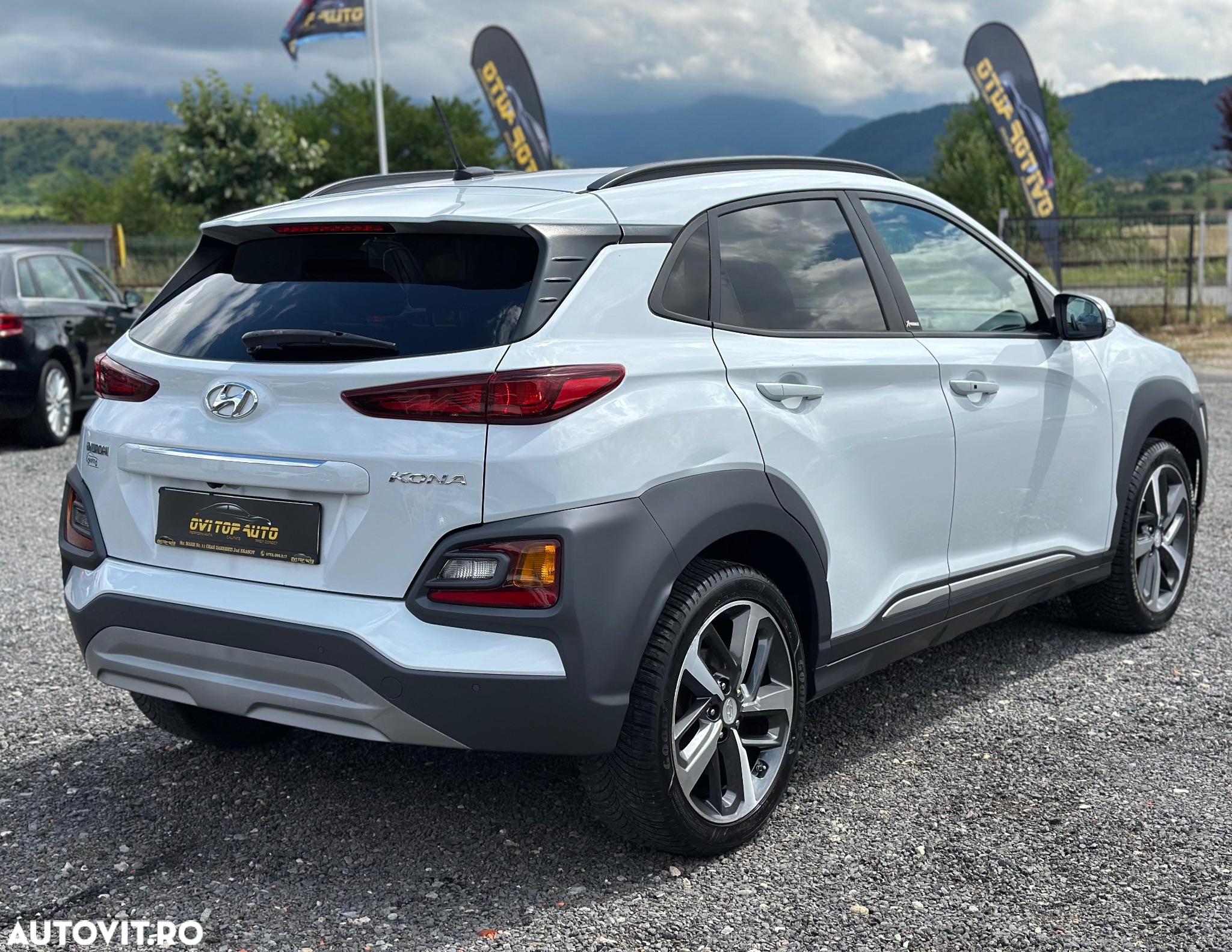 Hyundai KONA 1.0 T-GDI 2WD Premium + - 6