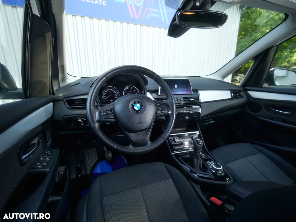 BMW Seria 2 218d Advantage - 12