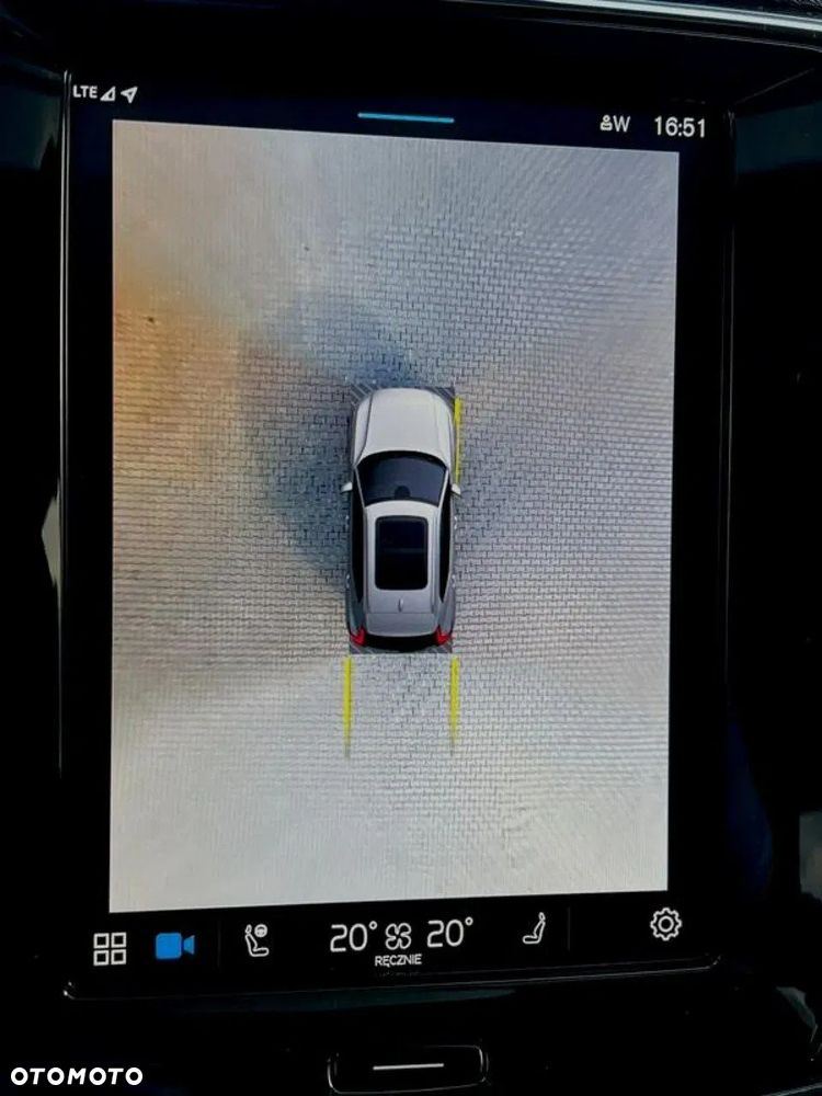 Volvo XC 40 - 33