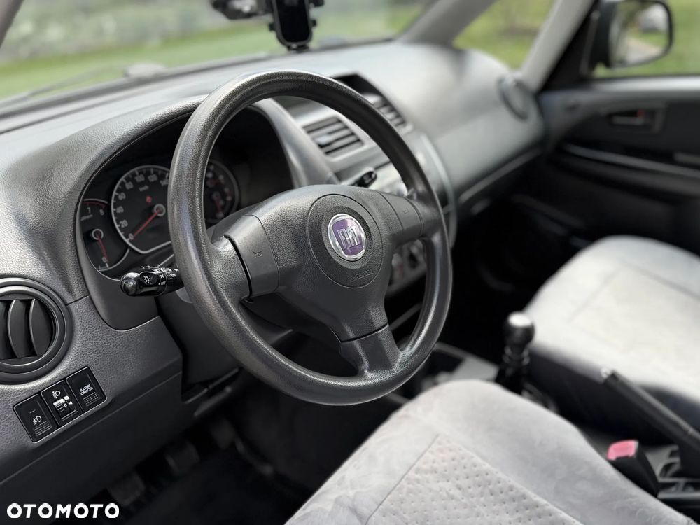 Fiat Sedici - 7