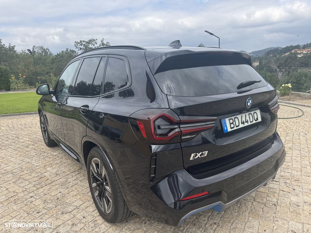 BMW iX3 - 3