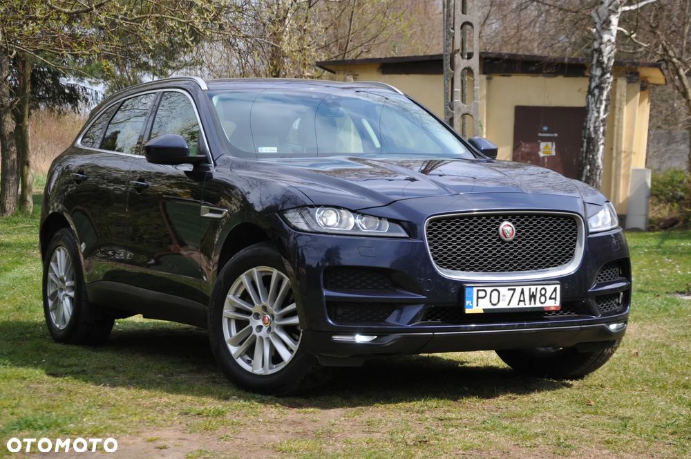 Jaguar F-Pace 2.0 i4D AWD Chequered Flag - 2