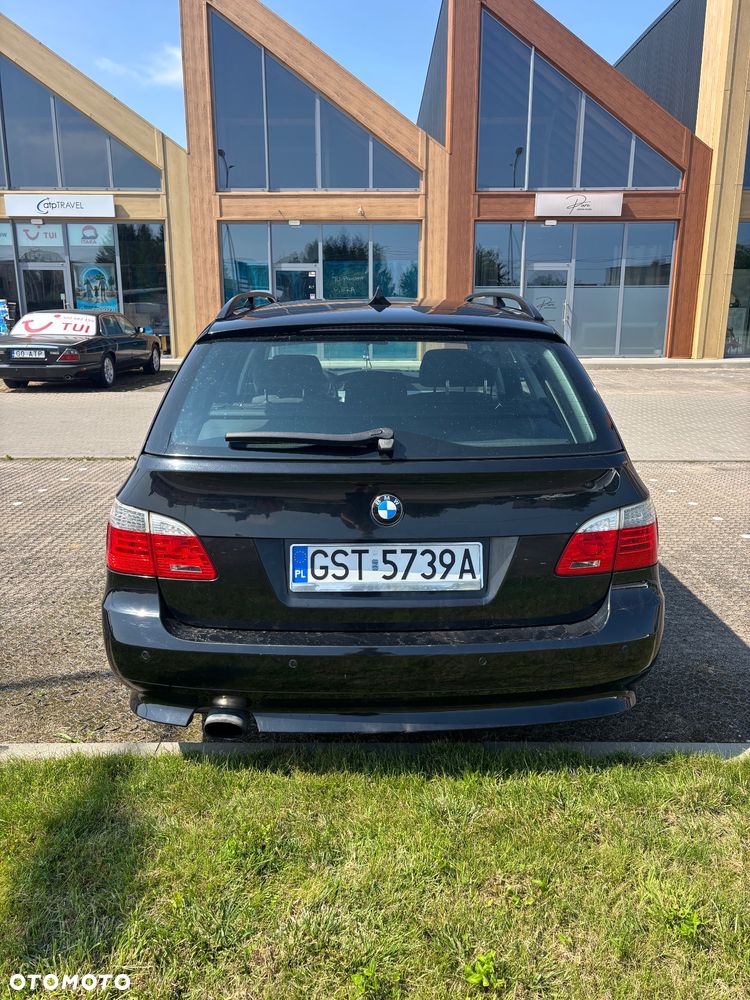 BMW Seria 5 520d - 5