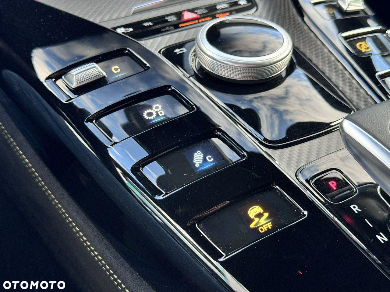 Mercedes-Benz AMG GT - 34