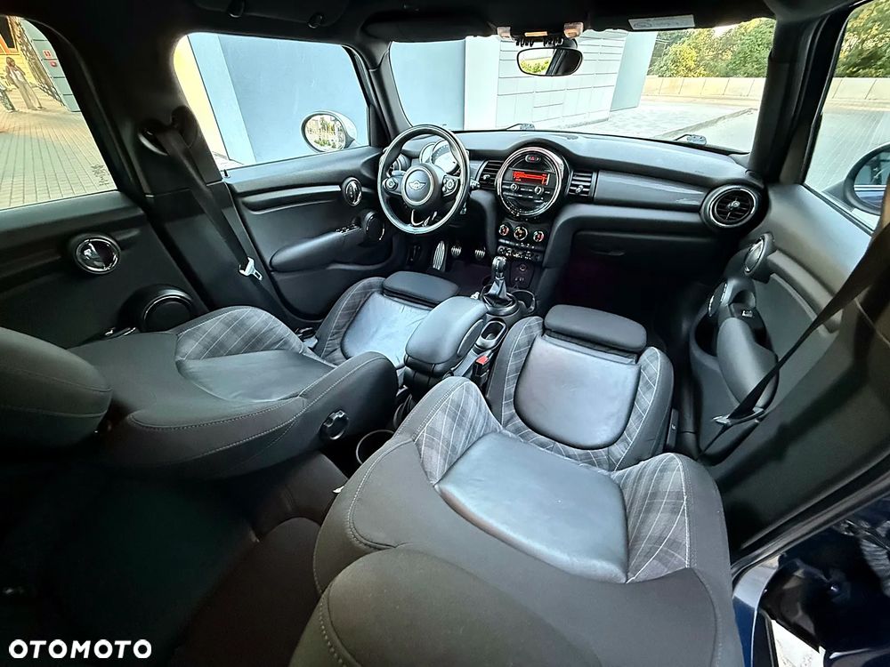 MINI Cooper D 60 Years Chili - 6