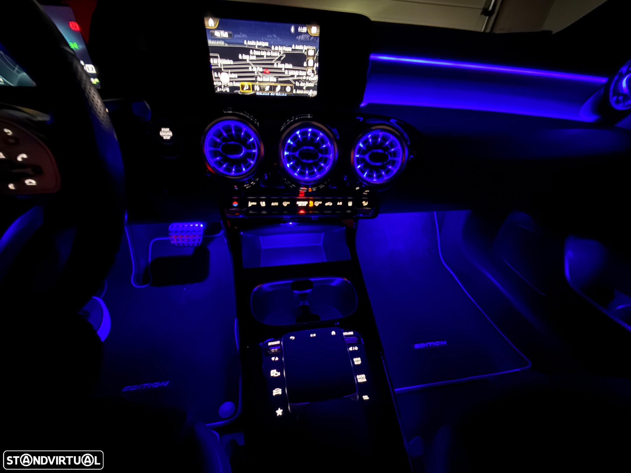 Mercedes-Benz A 250 e AMG Line - 38