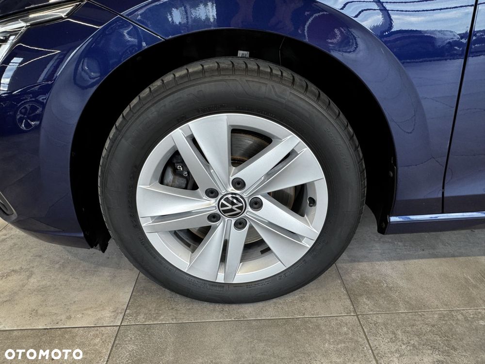 Volkswagen Golf Variant - 11