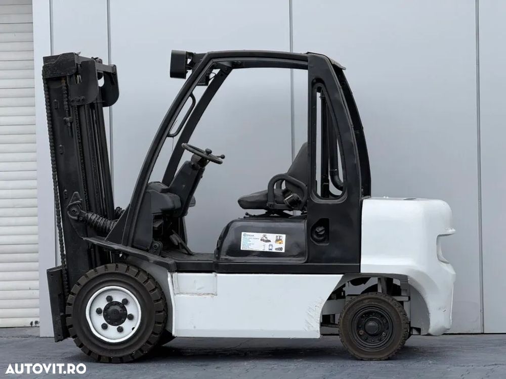 Nissan 3 TONE, CATARG DUPLEX - 1