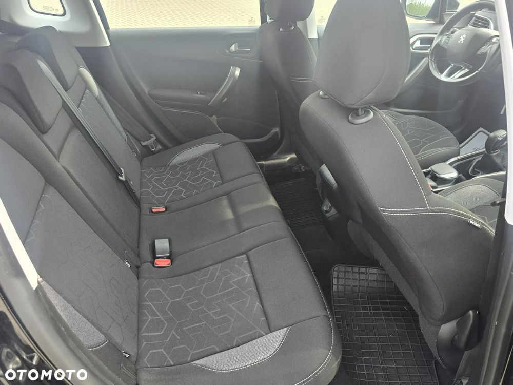 Peugeot 2008 - 16