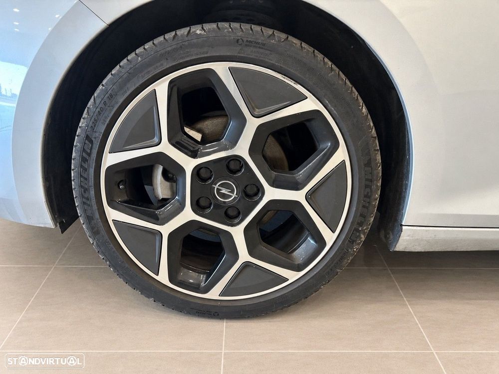 Opel Astra 1.2 T GS Line - 6