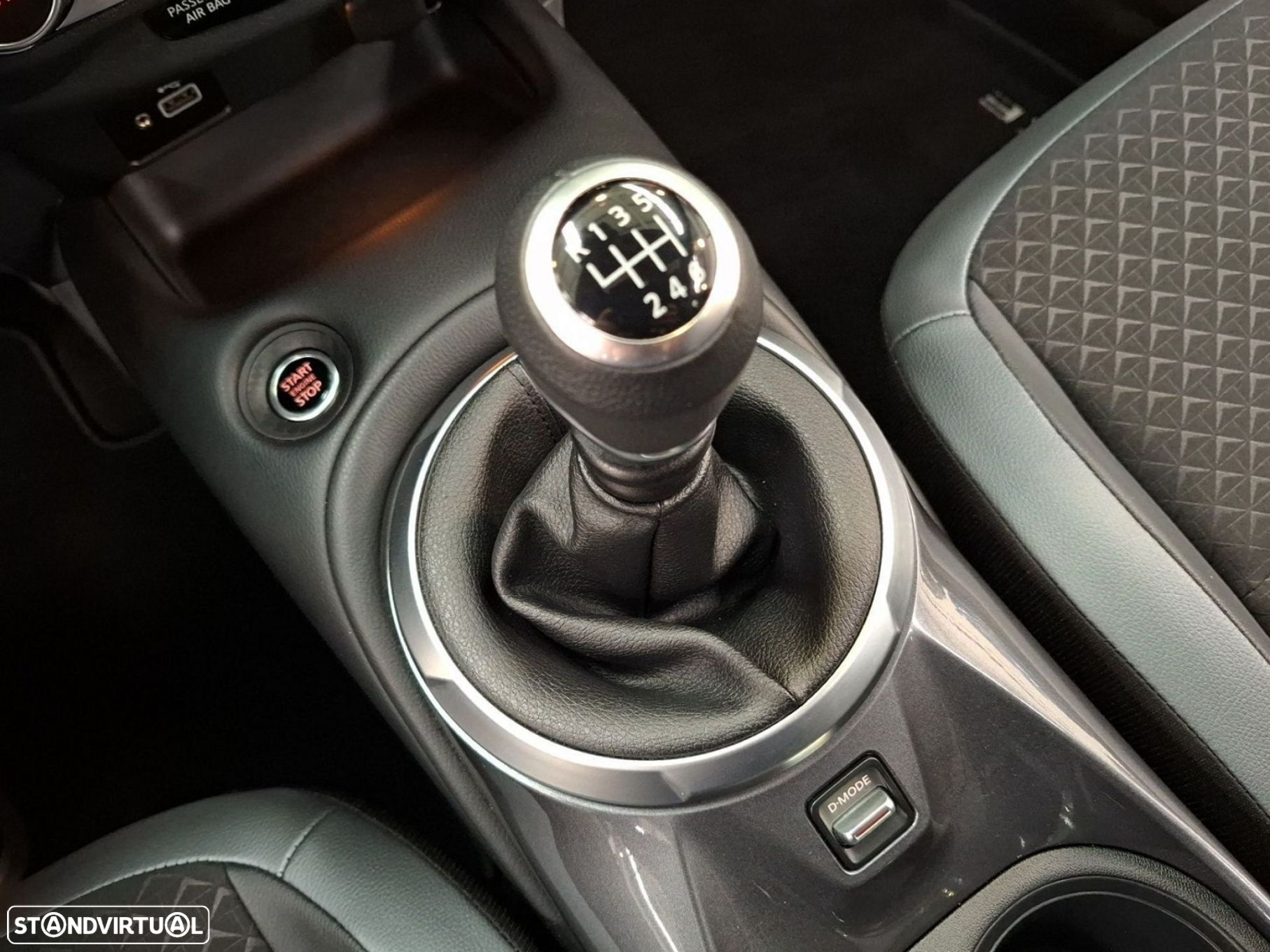 Nissan Juke 1.0 DIG-T N-Connecta NAV. - 12