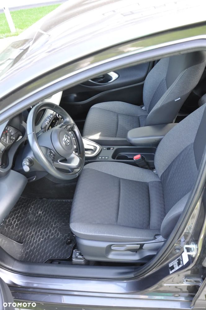 Toyota Yaris Hybrid 1.5 Comfort - 16