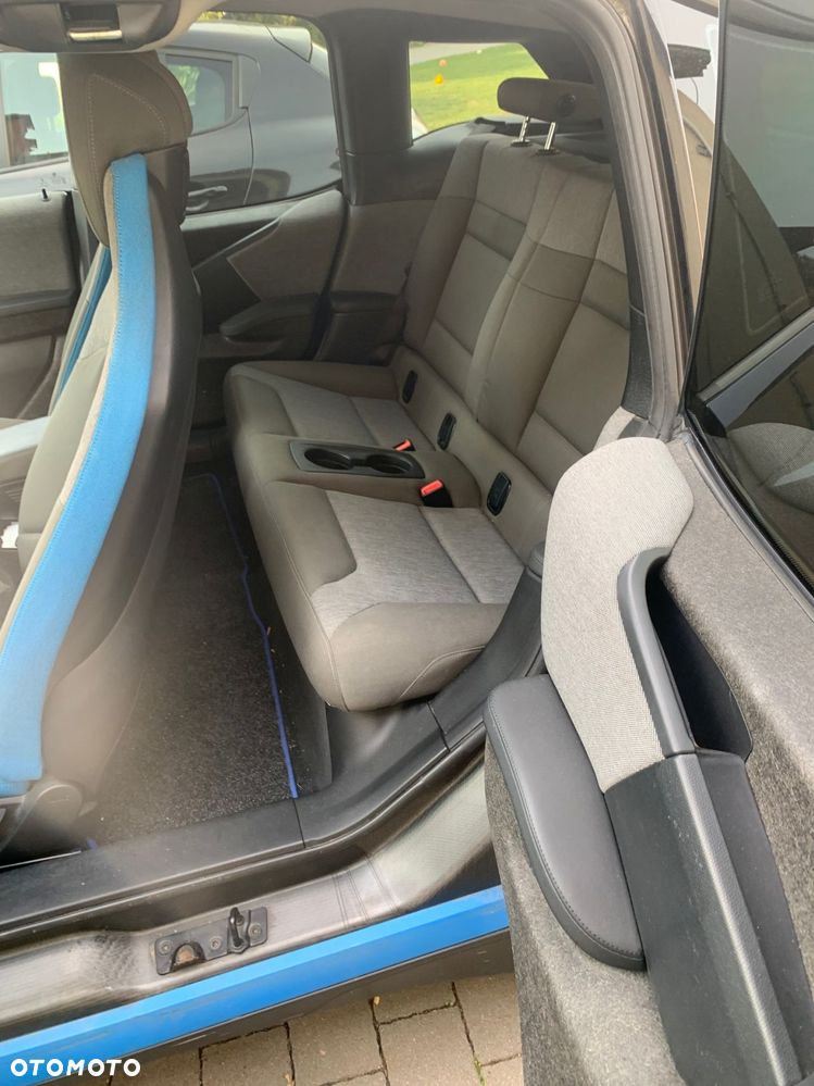 BMW i3 - 7