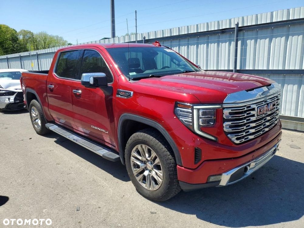 GMC Sierra - 3