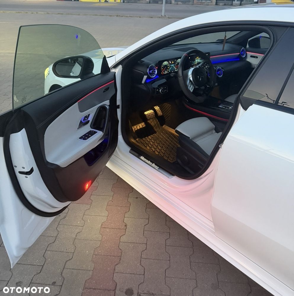 Mercedes-Benz CLA - 8