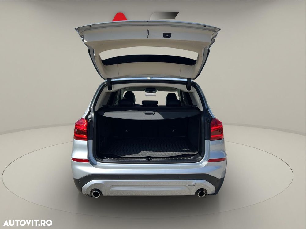 BMW X3 sDrive18d AT MHEV - 38