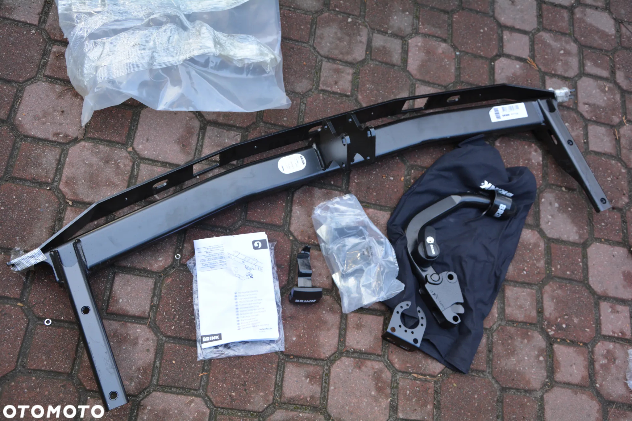 VW  Caddy / Maxi / 4 Motion  -   Hak Brink wypinany klucz - 2