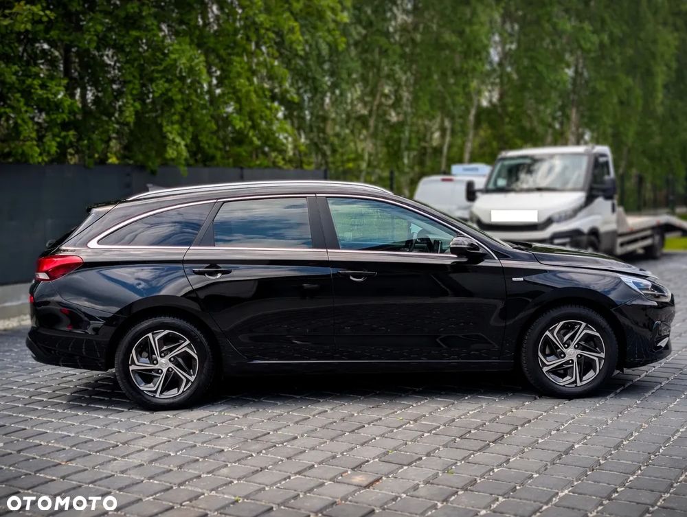 Hyundai i30 1.5 T-GDI 48V Smart DCT - 4