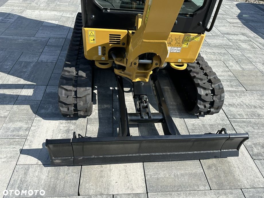 Caterpillar 302 CR - 17