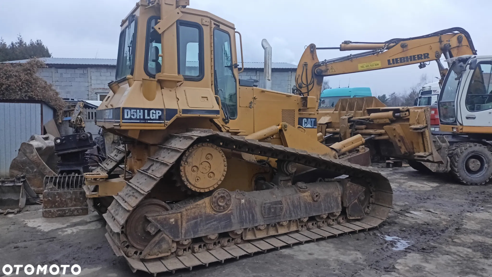 Caterpillar D5H Series II LGP - 17