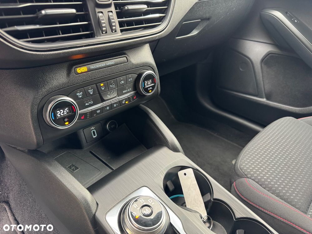 Ford Focus 1.5 EcoBlue Start-Stopp-System ST-LINE STYLE - 14