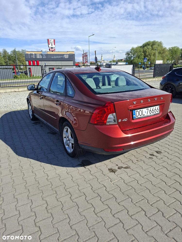 Volvo S40 2.0D Momentum - 5