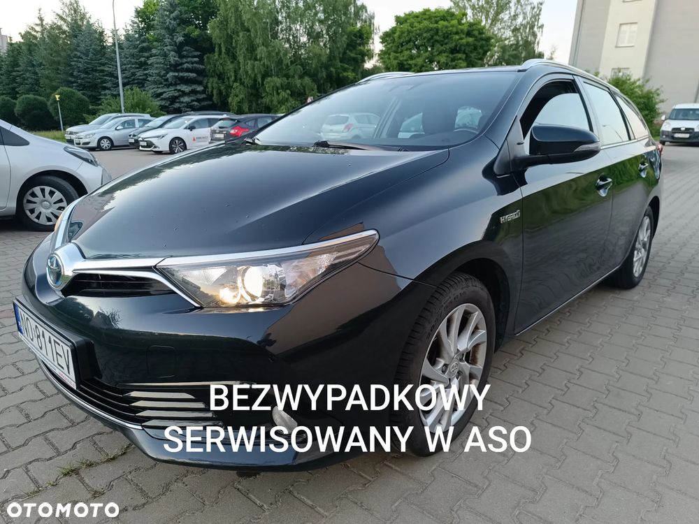 Toyota Auris - 1