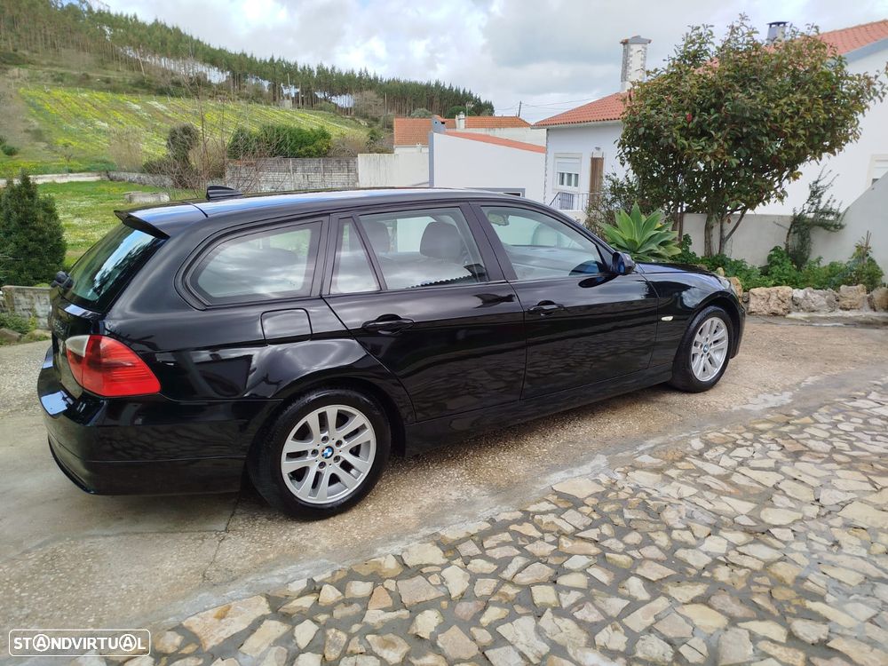 BMW 320 d - 1