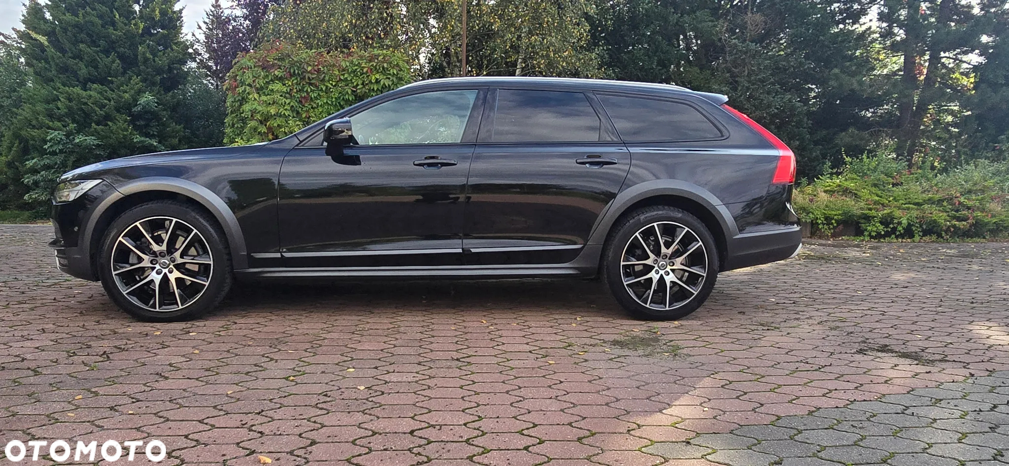 Volvo V90 Cross Country T6 AWD Ocean Race - 9