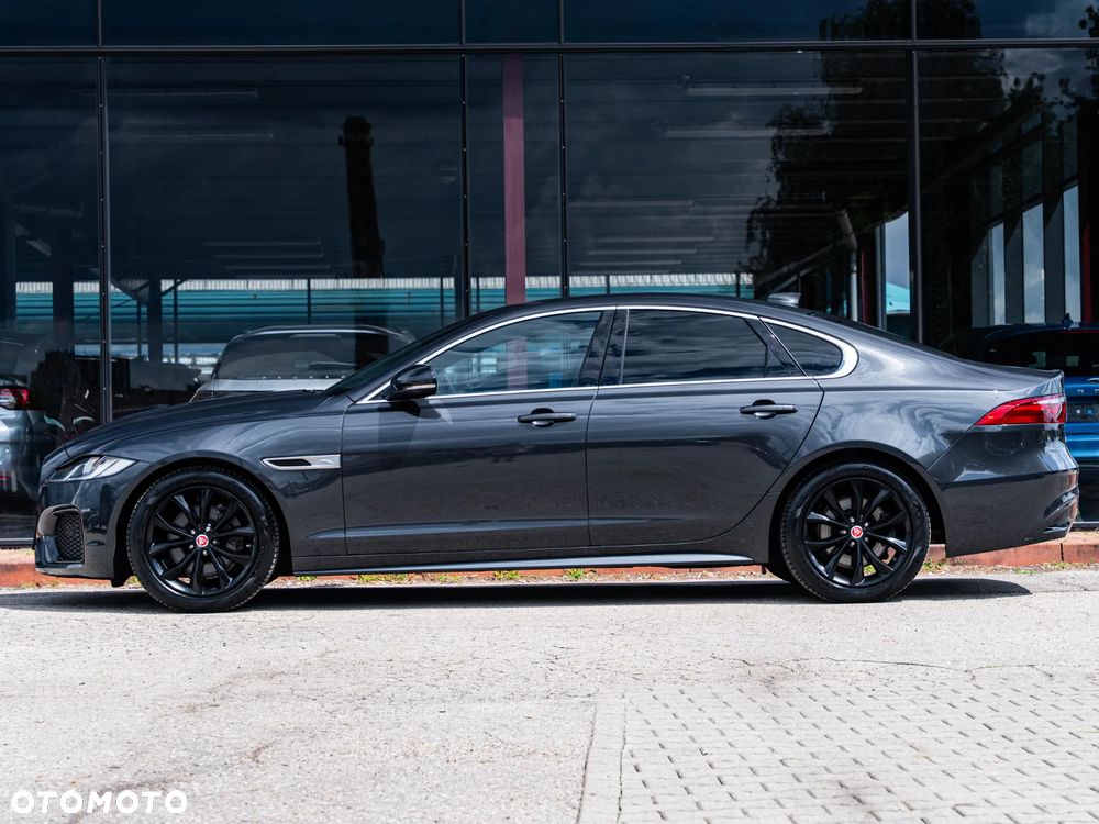 Jaguar XF D200 R-Dynamic HSE - 18