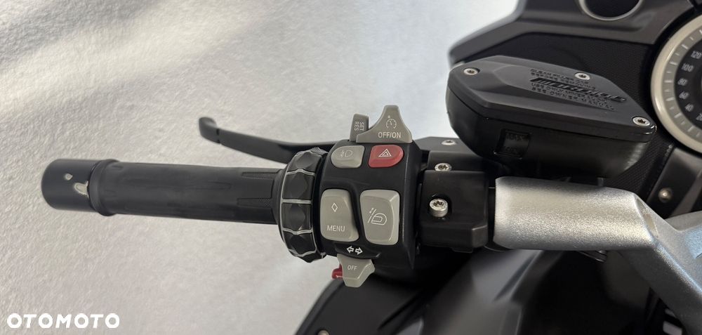 BMW K - 7