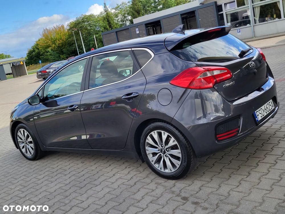 Kia Ceed 1.4 L Business Line - 11