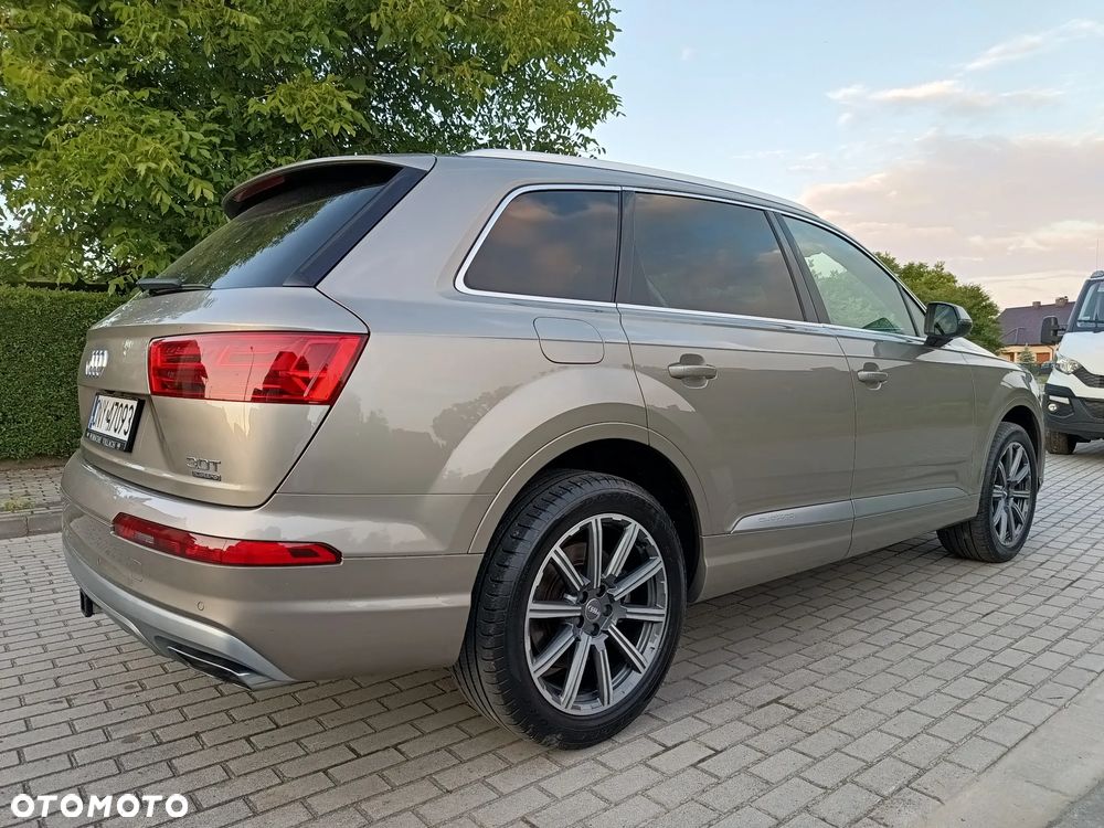Audi Q7 - 17