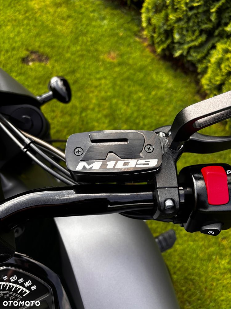 Suzuki Boulevard - 3
