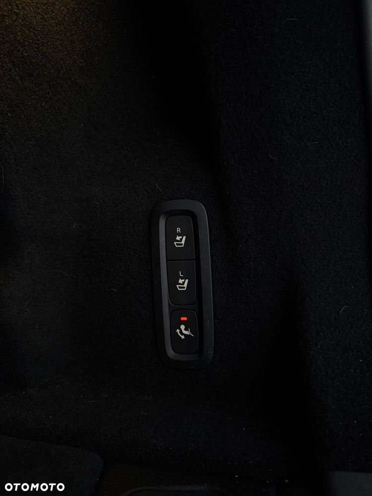 Volvo XC 60 T5 AWD Geartronic Inscription - 26