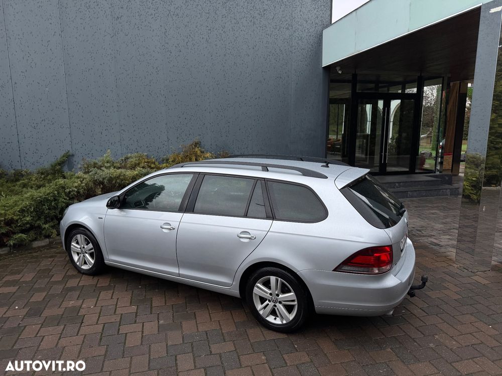 Volkswagen Golf - 23