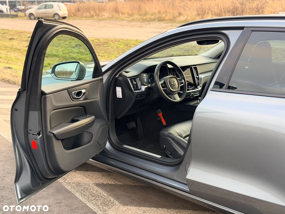 Volvo V60 - 25