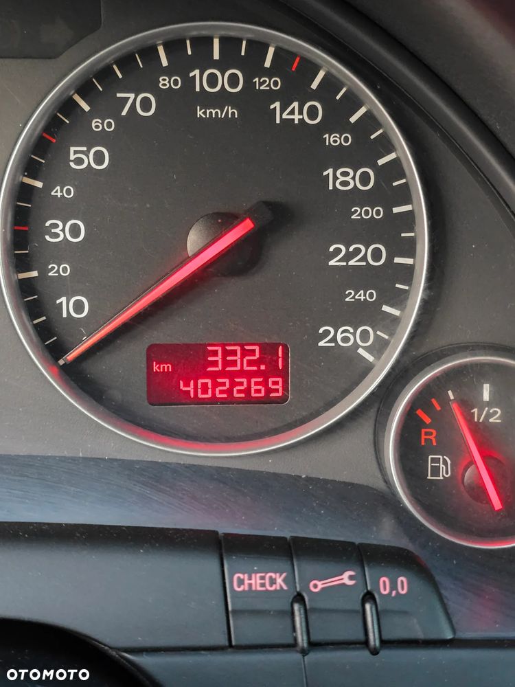 Audi A4 Avant 1.8 T - 7