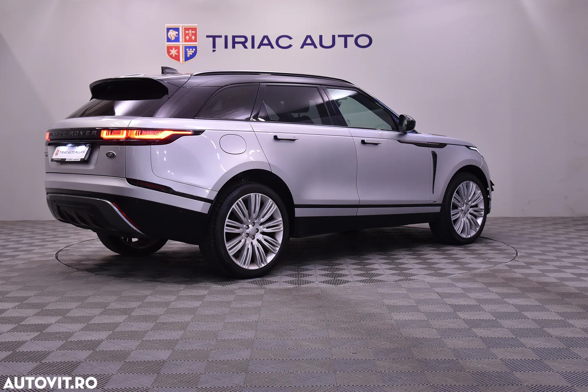 Land Rover Range Rover Velar 2.0 R-Dynamic - 5