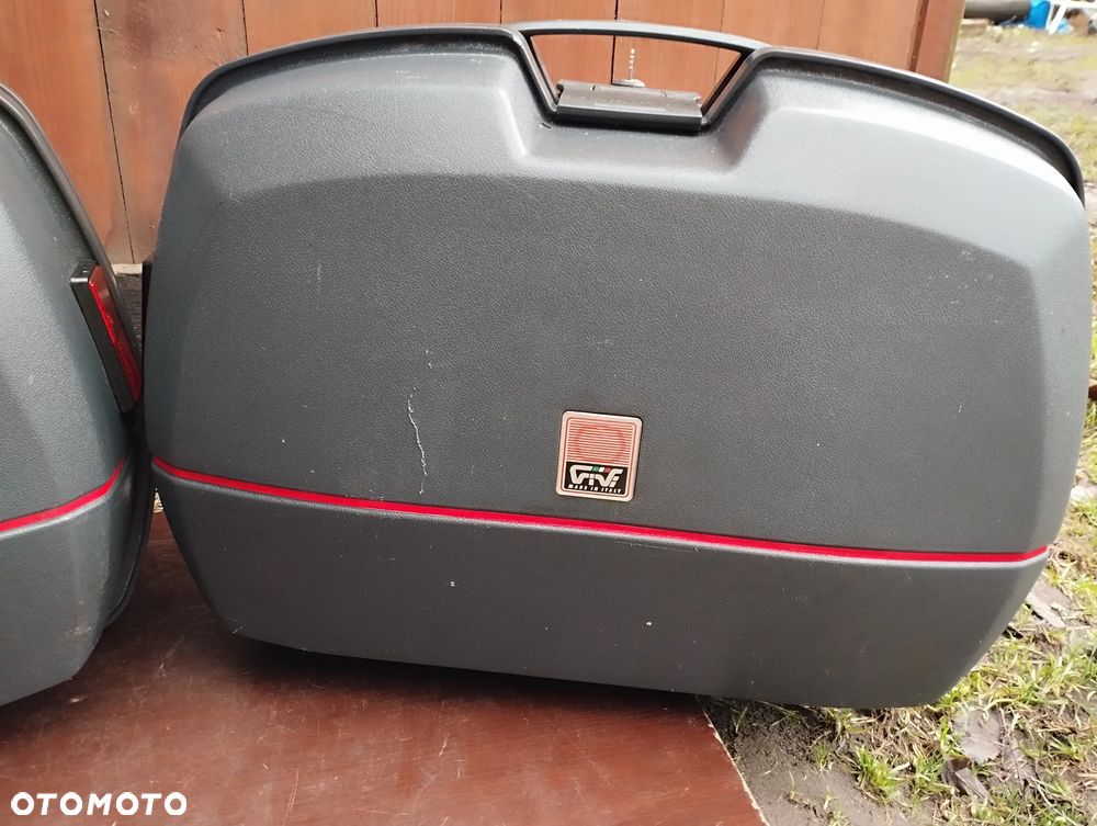 kufry boczne GIVI E36 Monokey Honda Yamaha Suzuki Kawasaki Yamaha BMW - 3