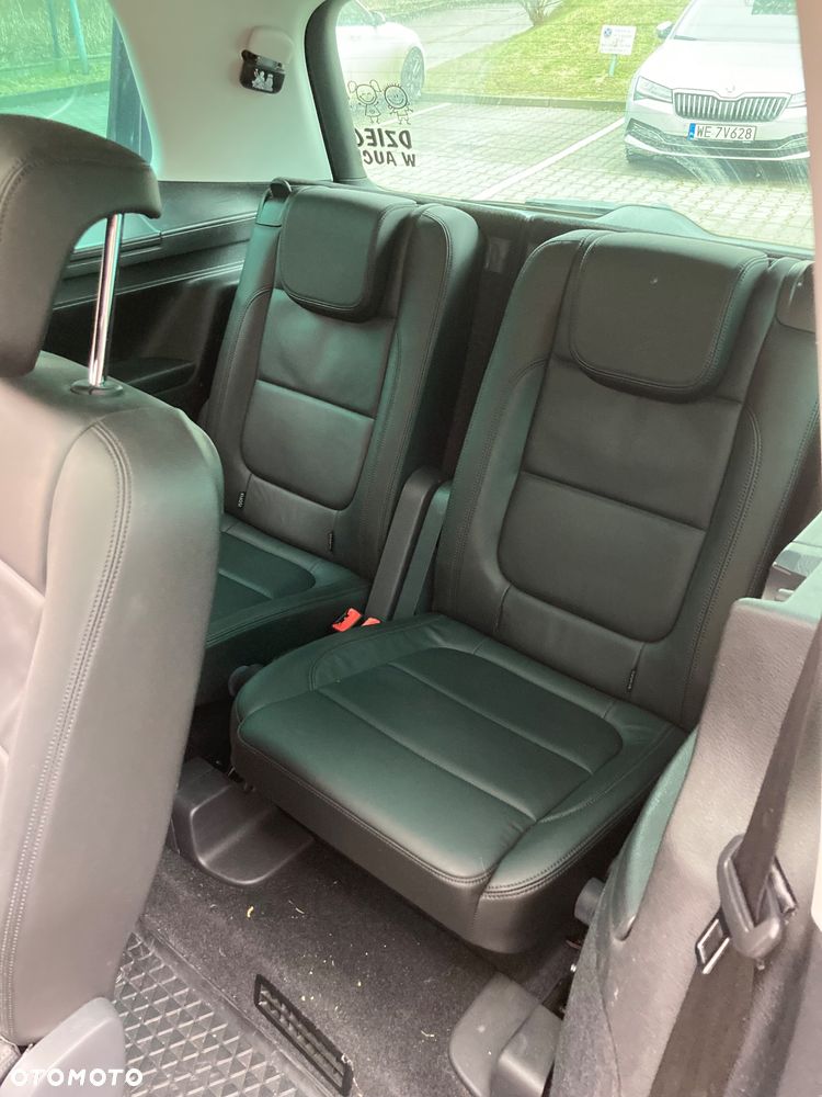 Volkswagen Sharan 2.0 TDI (BlueMotion Technology) Trendline - 23