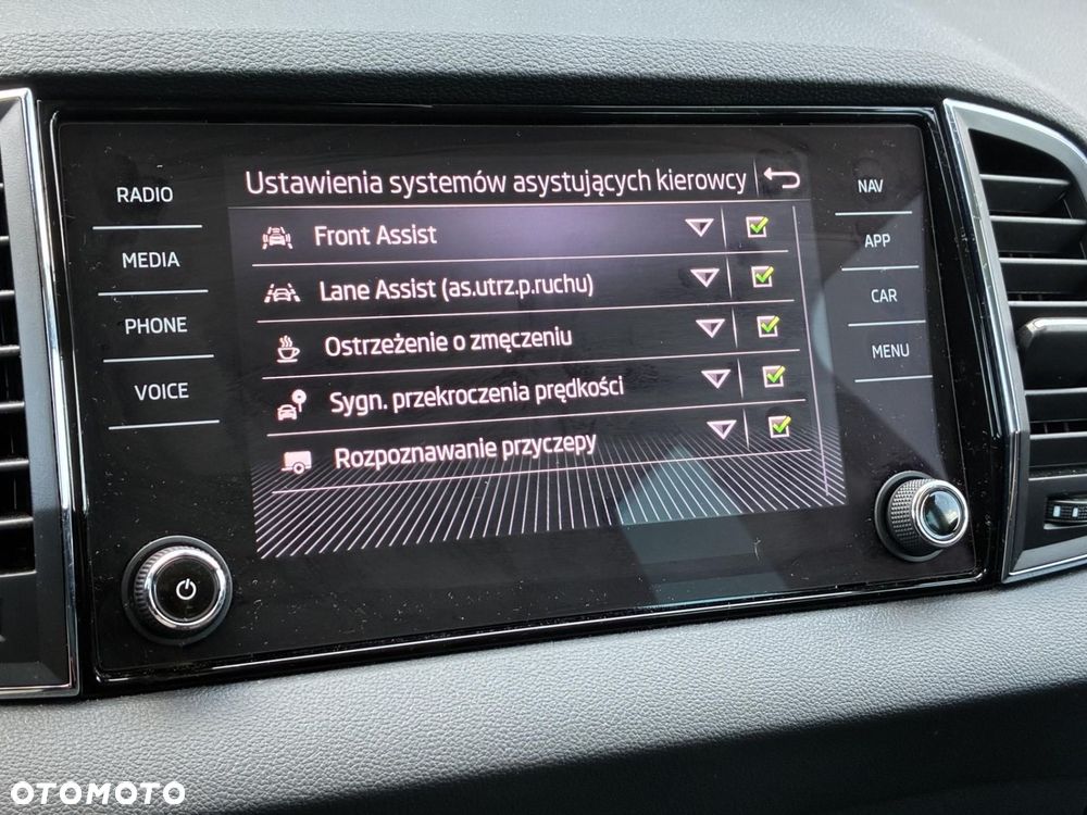 Skoda Karoq 1.5 TSI ACT Selection DSG - 23